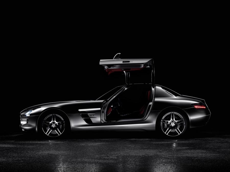  Mercedes-Benz SLS AMG 2010 года  (фото 254 из 526)